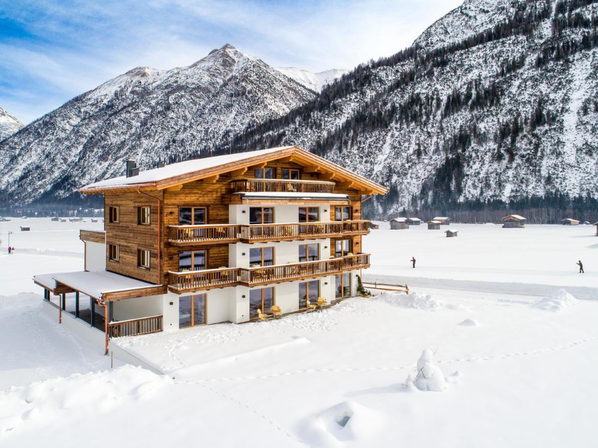 Naturparkgut Holzgau Exterior foto